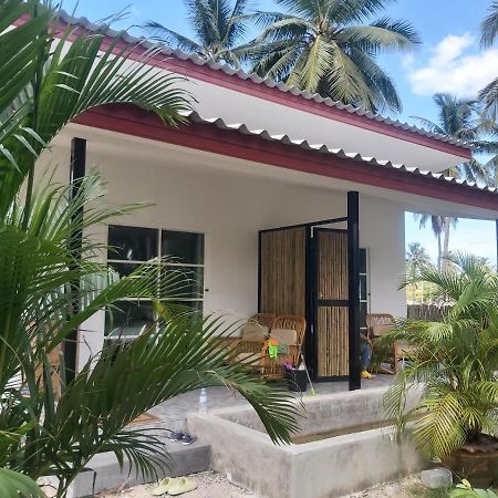 Nice Home Stay At Samroiyod Baanphakrimlay Εξωτερικό φωτογραφία