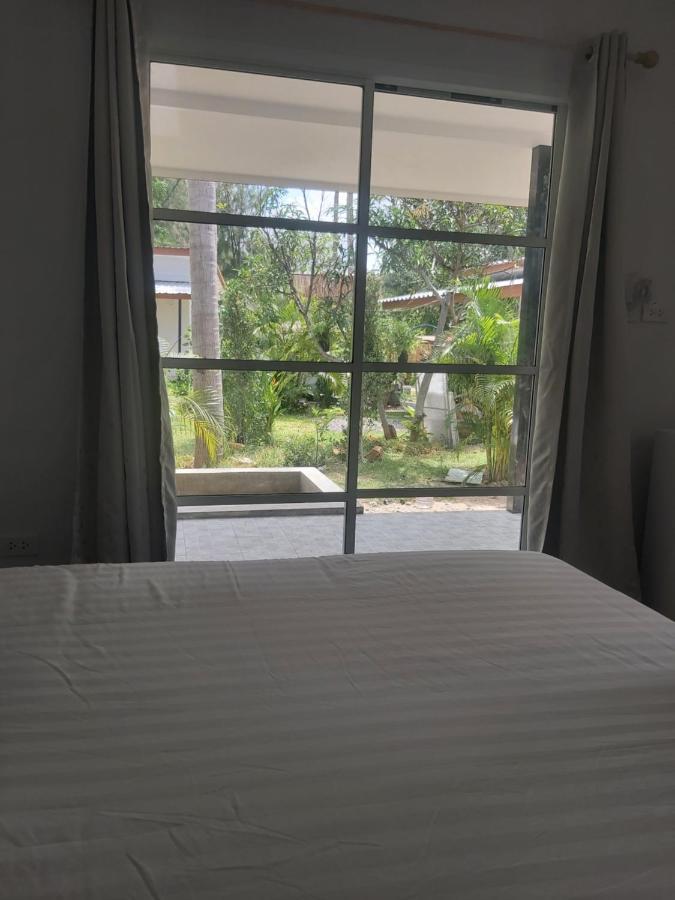 Nice Home Stay At Samroiyod Baanphakrimlay Εξωτερικό φωτογραφία